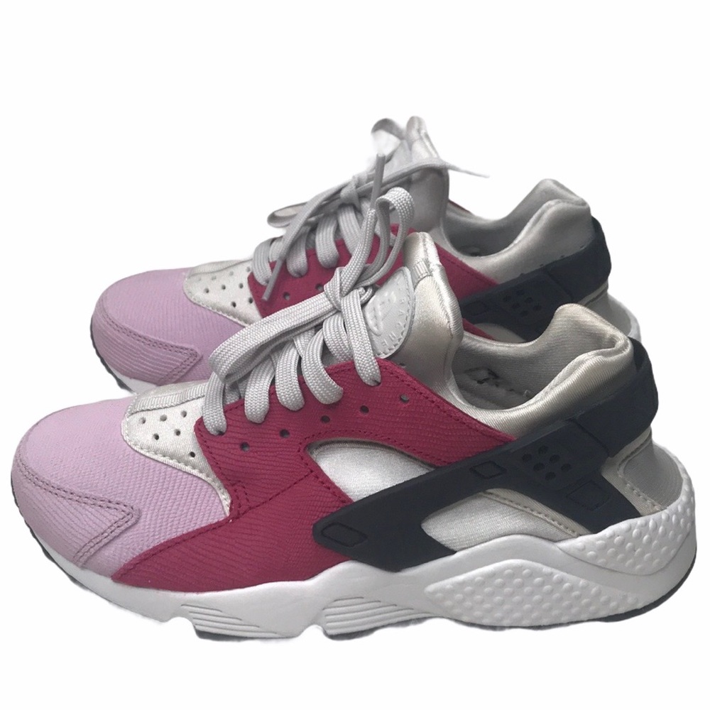 Women’s Nike Huarache Sneaker